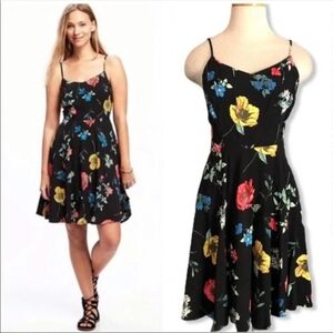 Old Navy Multifloral Fit & Flare Sun Dress Black Skinny Straps Smocked Backf MED